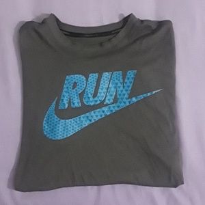 Nike dri-fit t-shirt